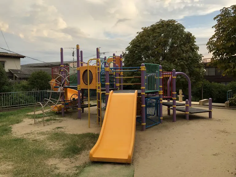 豊中市　玉井町西公園
