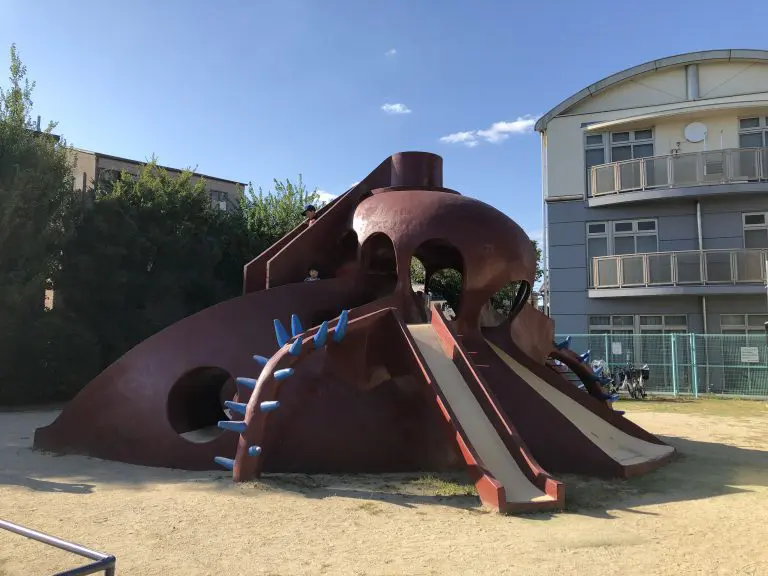 豊中市　麻田公園（タコ公園）