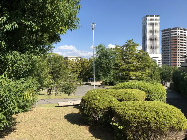 豊中市　からたち公園