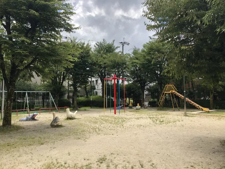 豊中市　桜の町公園