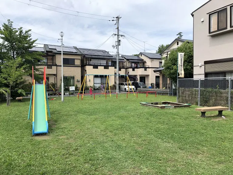 豊中市　高川児童遊園/名神小曽根児童遊園
