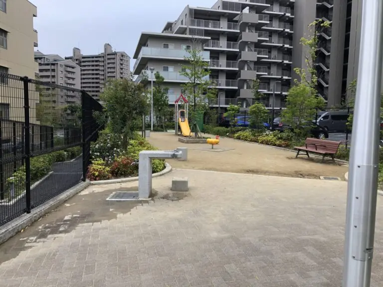 豊中市　東泉丘4丁目第3公園