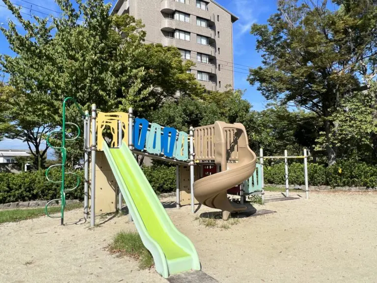 豊中市　東泉丘4丁目第2公園