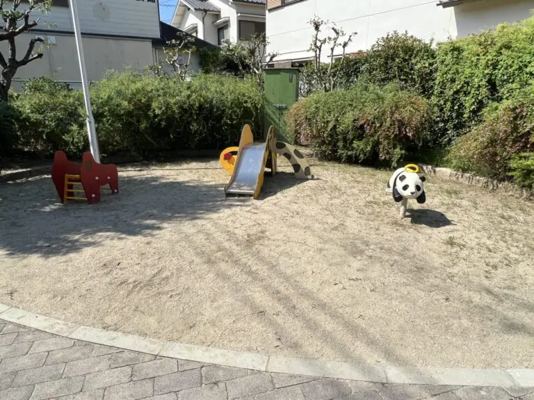 豊中市　上野西3丁目公園