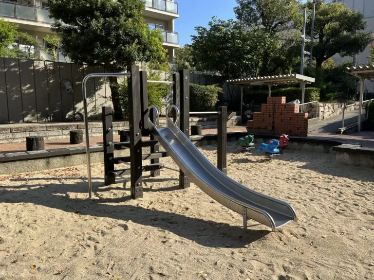 吹田市　シーアイハイツ南千里内公園