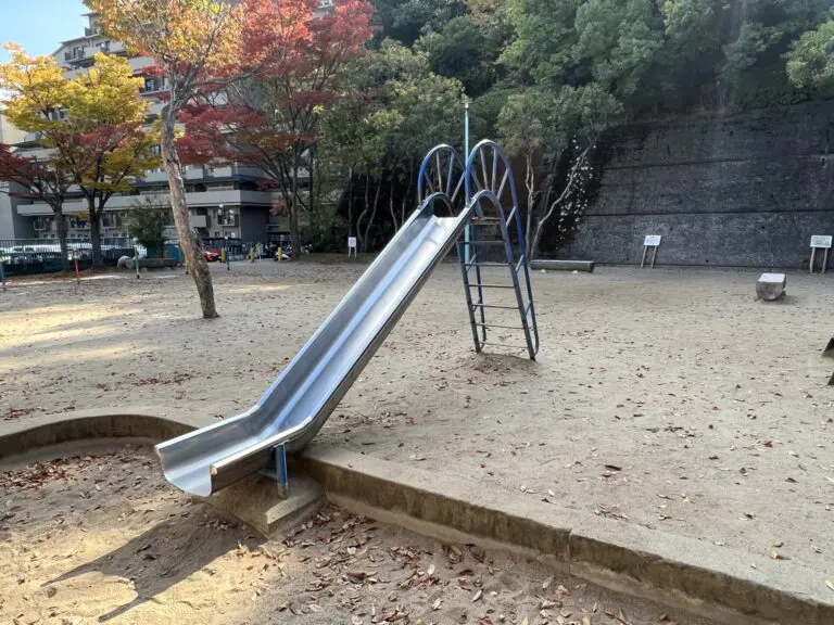 吹田市　青葉丘南第３公園