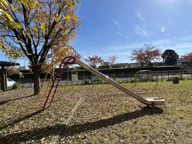 吹田市　 川園住宅内公園３