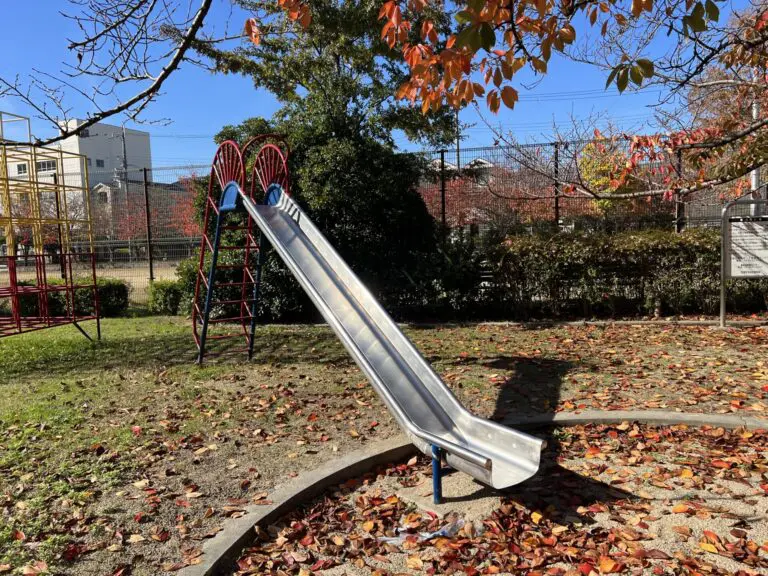 吹田市　 川園住宅内公園4