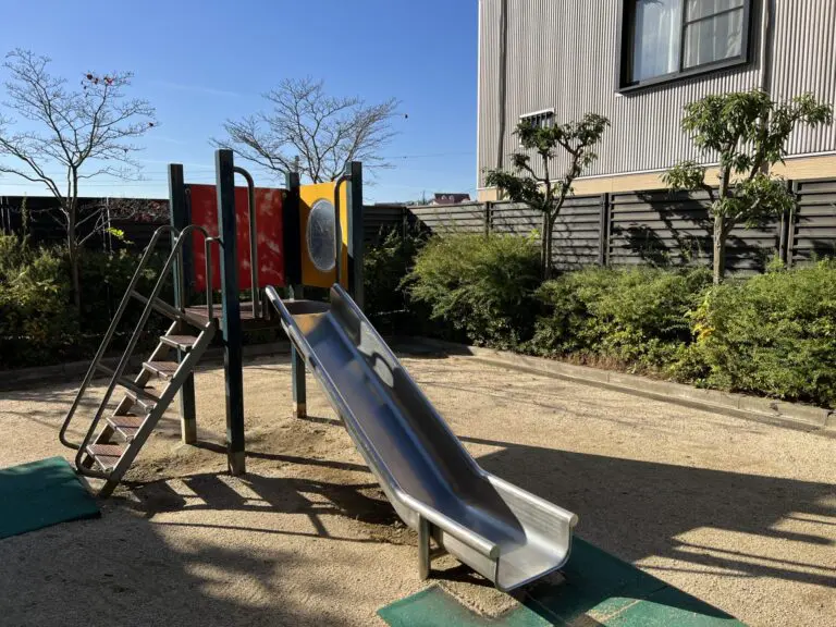 吹田市　藤が丘しらかし遊園
