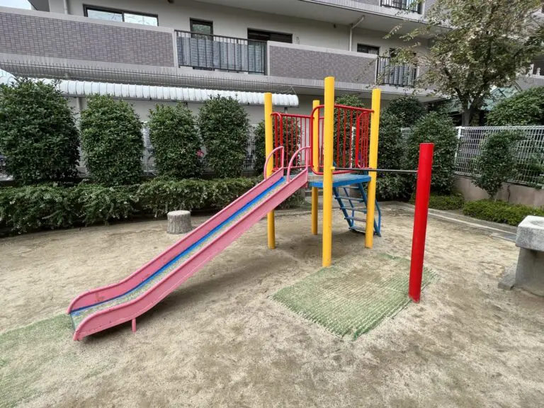 豊中市　上新田4丁目第4公園