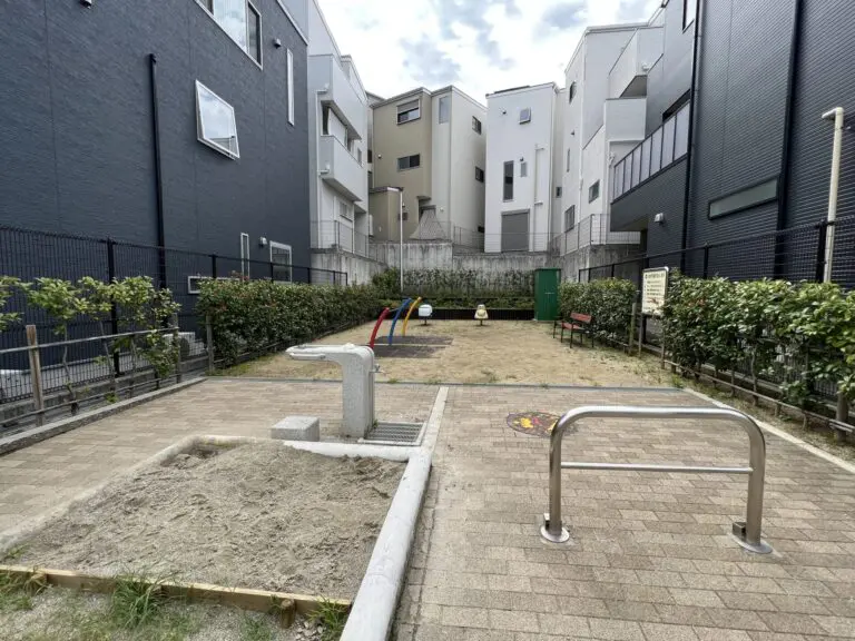 豊中市　上新田4丁目第6公園